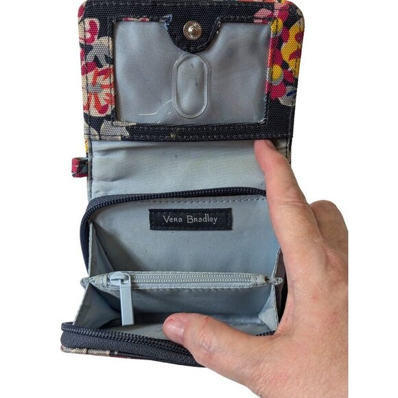 Vera Bradley Trifold Wallet Tossed Posies Design Credit Card Pockets Coins ID - Picture 2 of 8